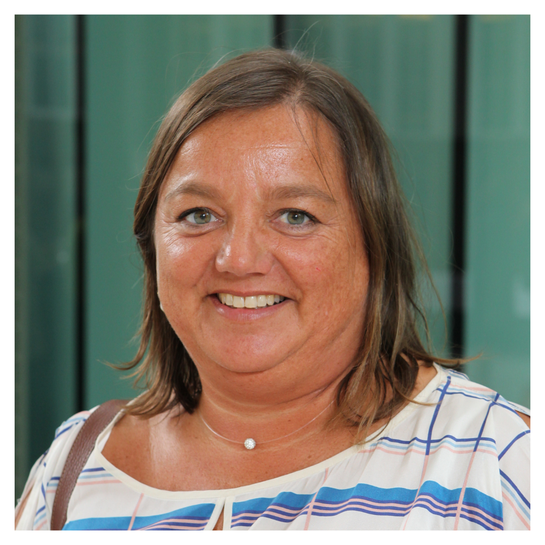Ruth Hofman-1